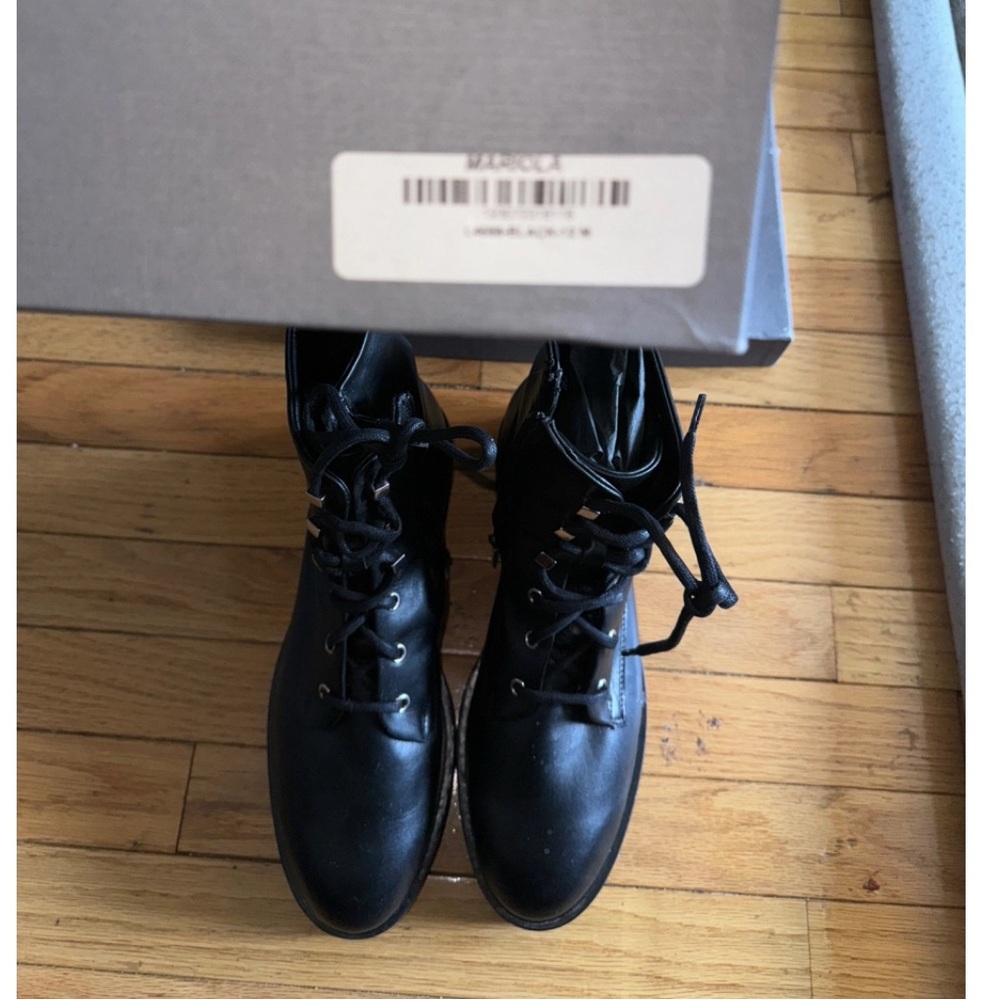 Aquatalia “Mariola” Black Leather Ankle Boots size 12 - Picture 3 of 4